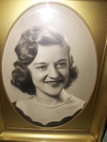 Colombe (Bette) Daudelin 