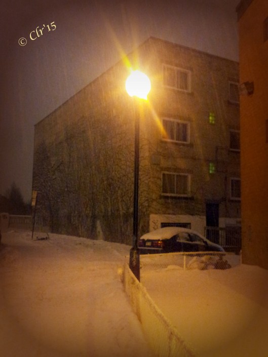 20150118_222928_Android (2) lamppost near alley